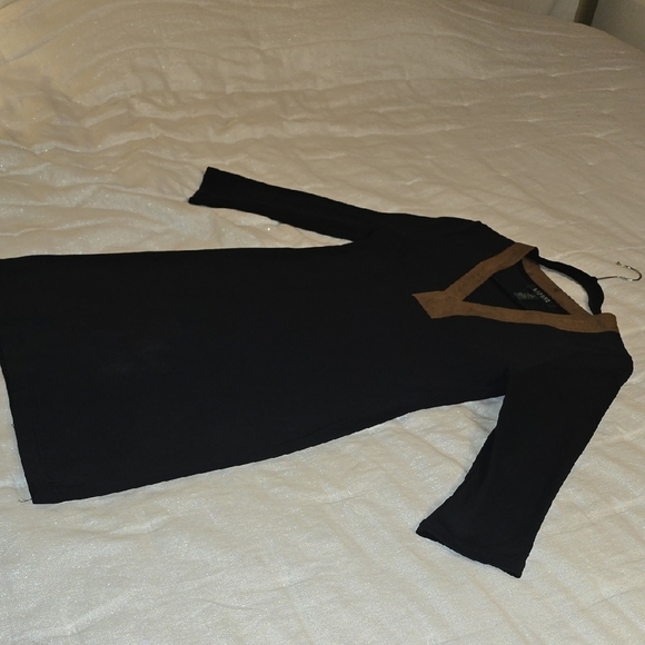 Lauren Ralph Lauren Black Dress with Brown V-Neck - Picture 6 of 9